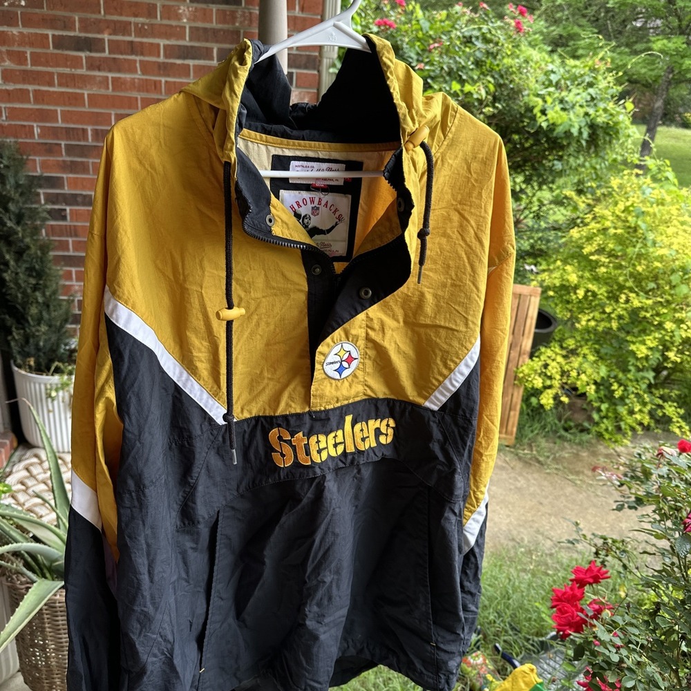 Mitchell And Ness Throwback Rain Jacket 1/4 zip Pittsburgh Steelers Size XLarge